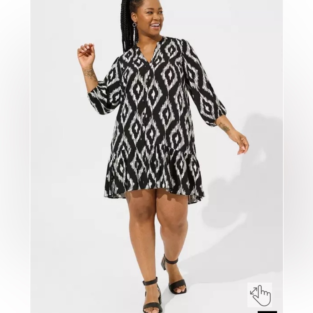 Torrid Black and White Geometric Midi Dress